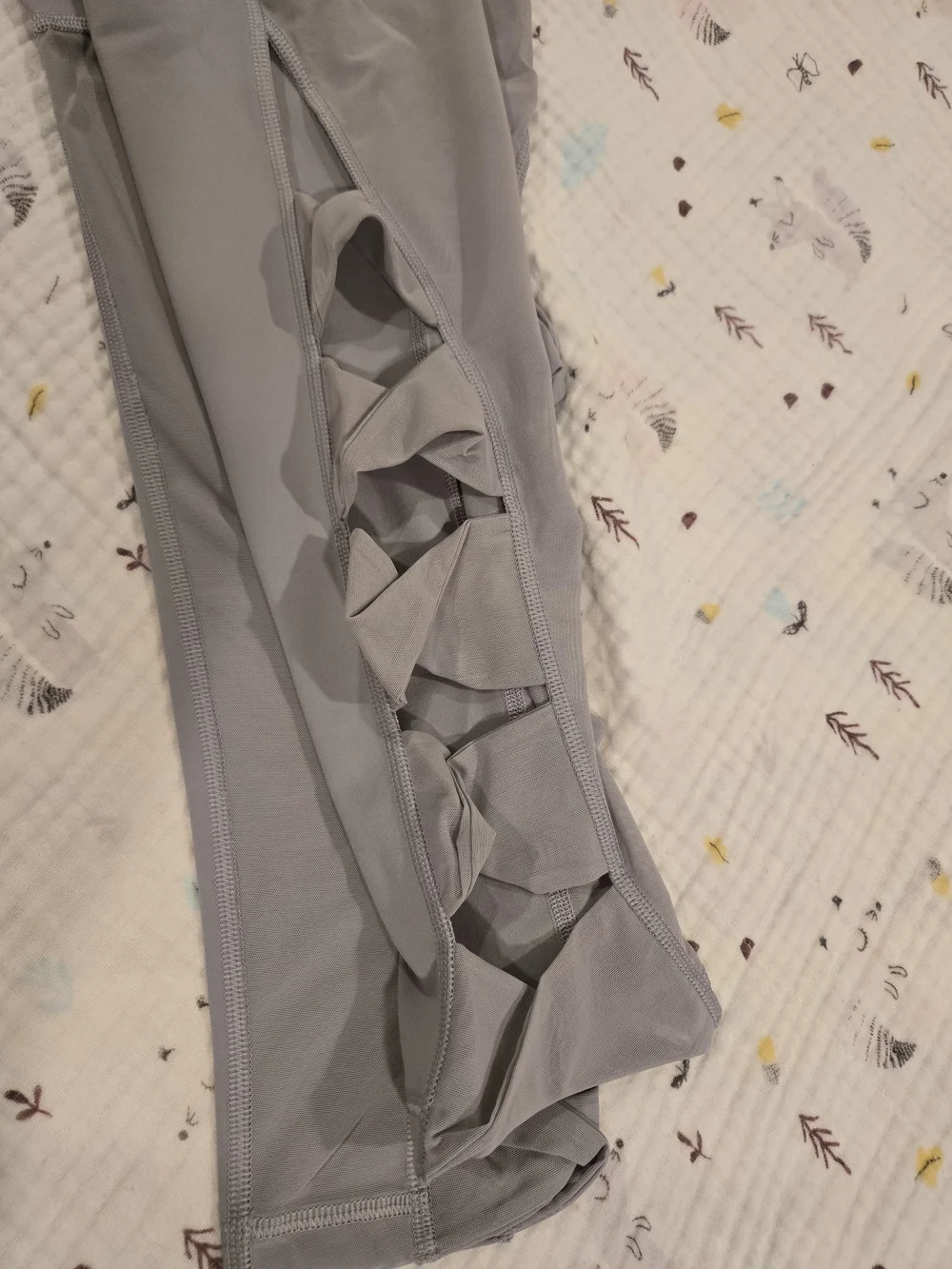 *Victoria's Secret Sport* Knockout Light Gray Leggings with Cutout Leg Detail